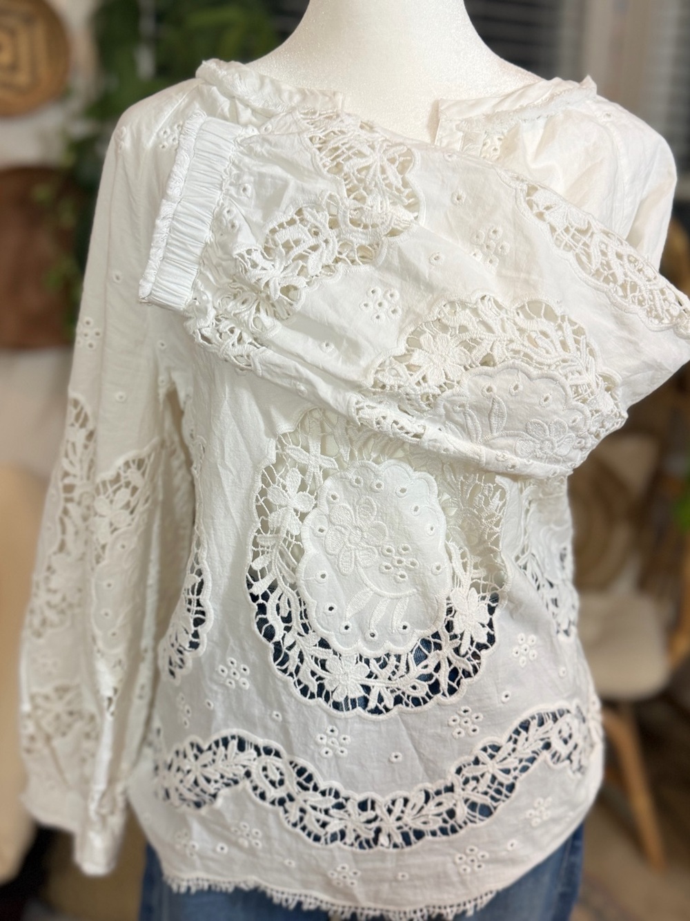Sundance Petite XS White Cotton Eyelet Lace Blouse Boho Peasant Romantic Top - Picture 4 of 12